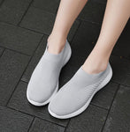 Women’s Breathable Knit Training Shoes